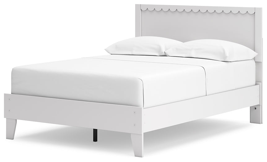 Ashley Express - Hallityn Full Panel Platform Bed with Dresser and Chest