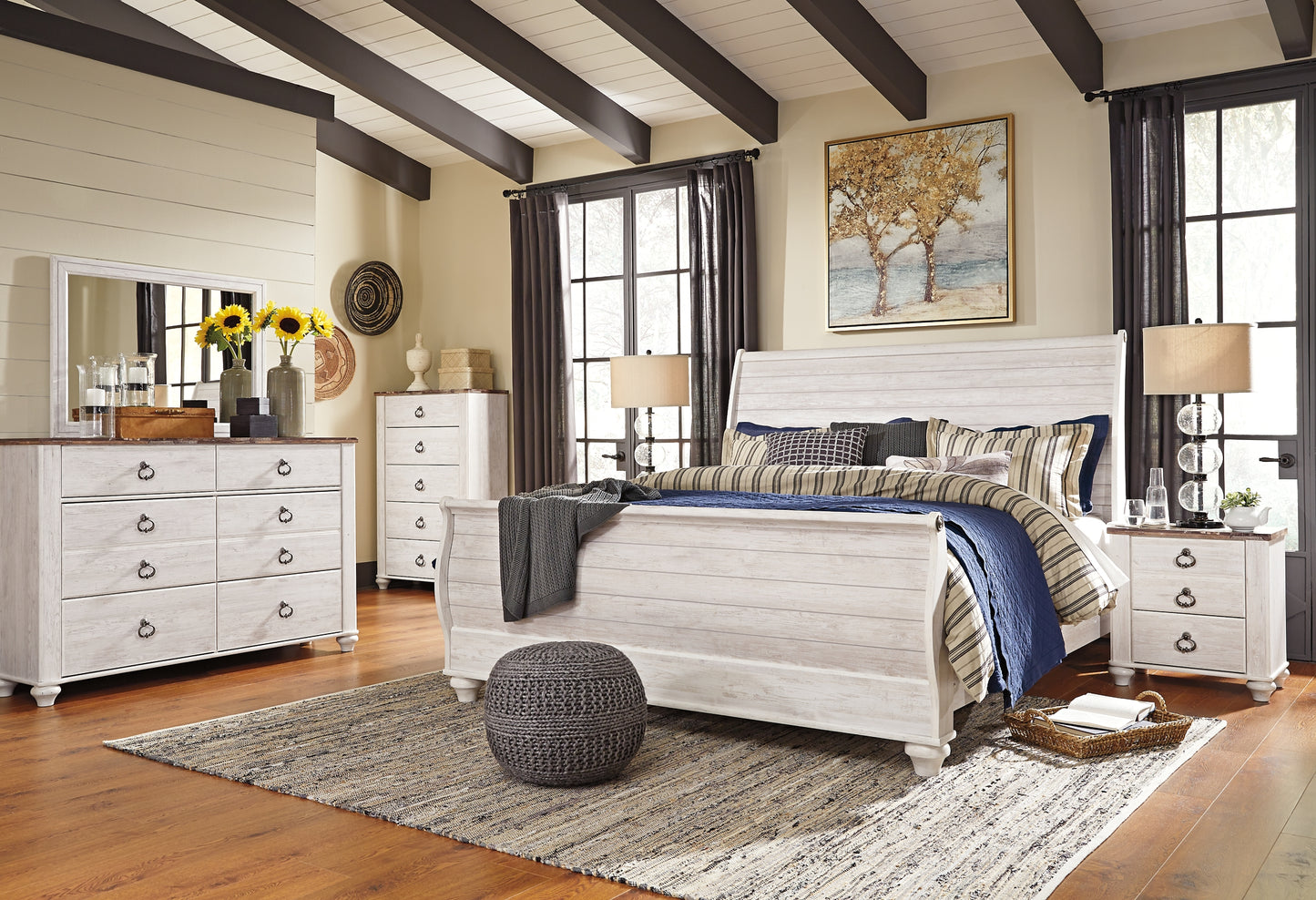 Willowton  Sleigh Bed