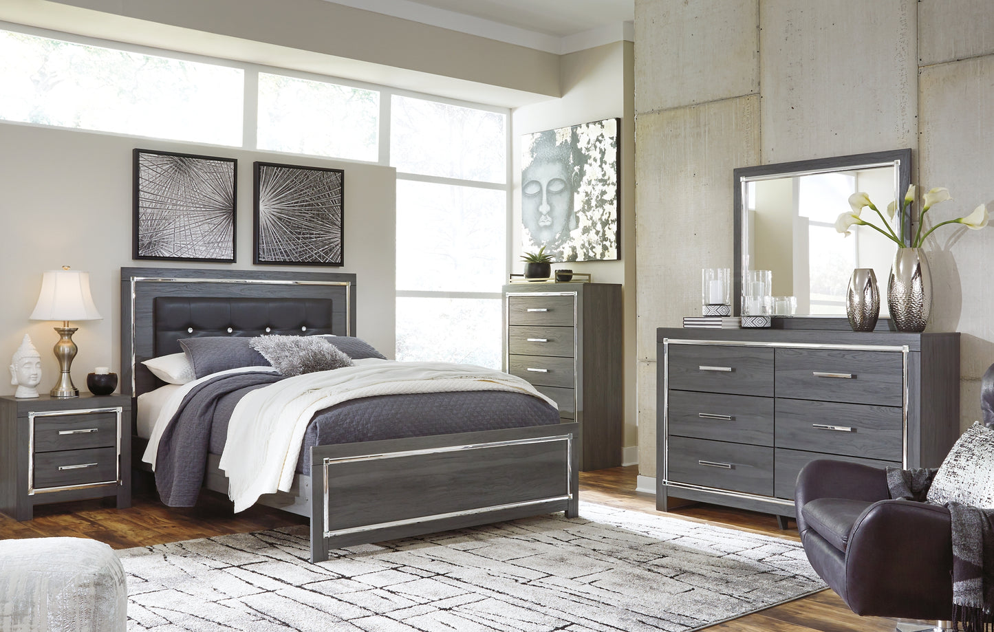 Lodanna Queen Panel Bed with Mirrored Dresser, Chest and Nightstand